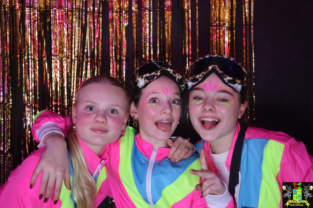 ../Images/Jeugd Opwarmbal Photobooth 154.jpg